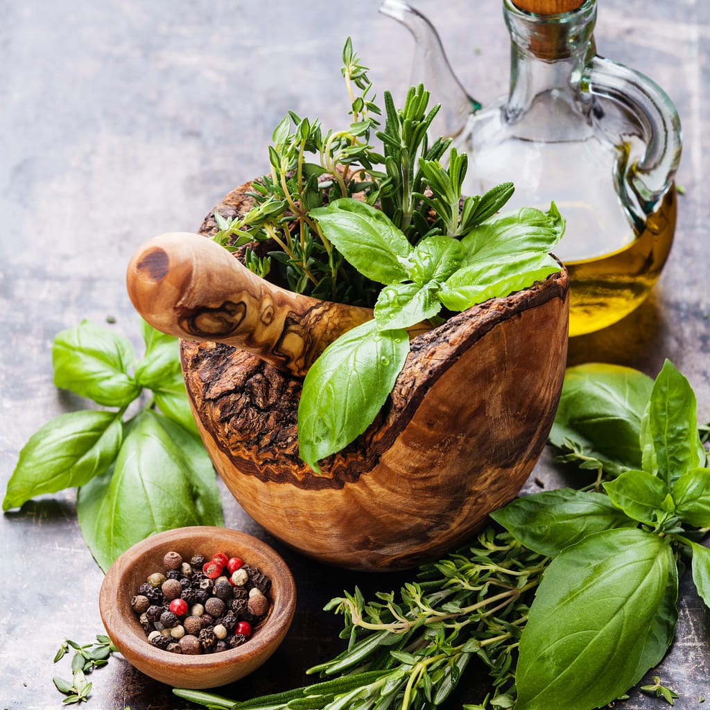 5 Must-Have Herbs